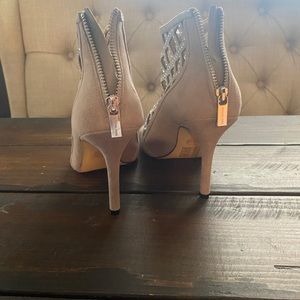 MK heels size 9 never used